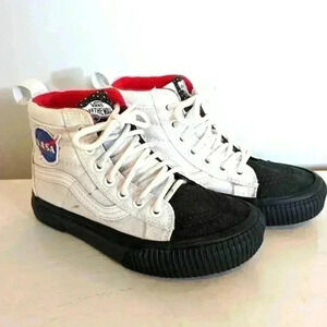 Vans Shoes Sk8-Hi MTE NASA Space Voyager for kids size 13 ! Rare limited edition